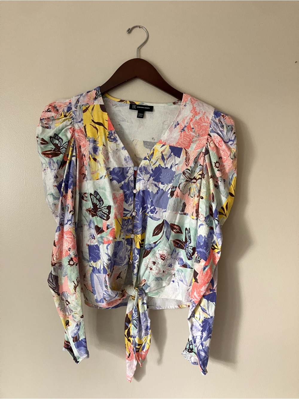 Express Floral Tie-Front V-Neck Blouse in Multi